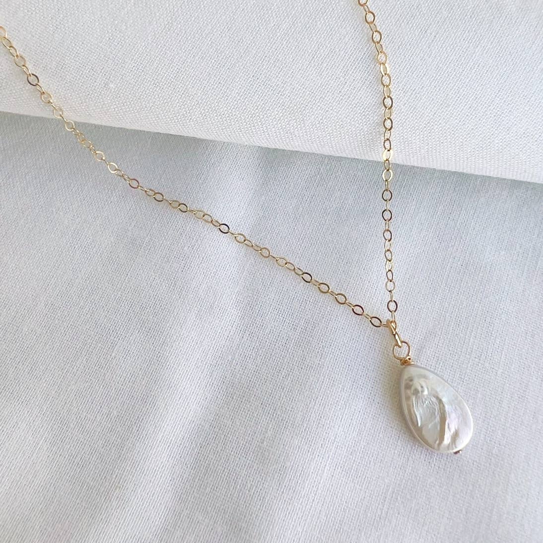 Cora Freshwater Pearl Necklace Gold Filled